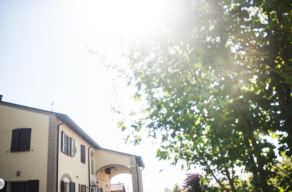 Agriturismo Il Mondo Guest House Parma Luaran gambar
