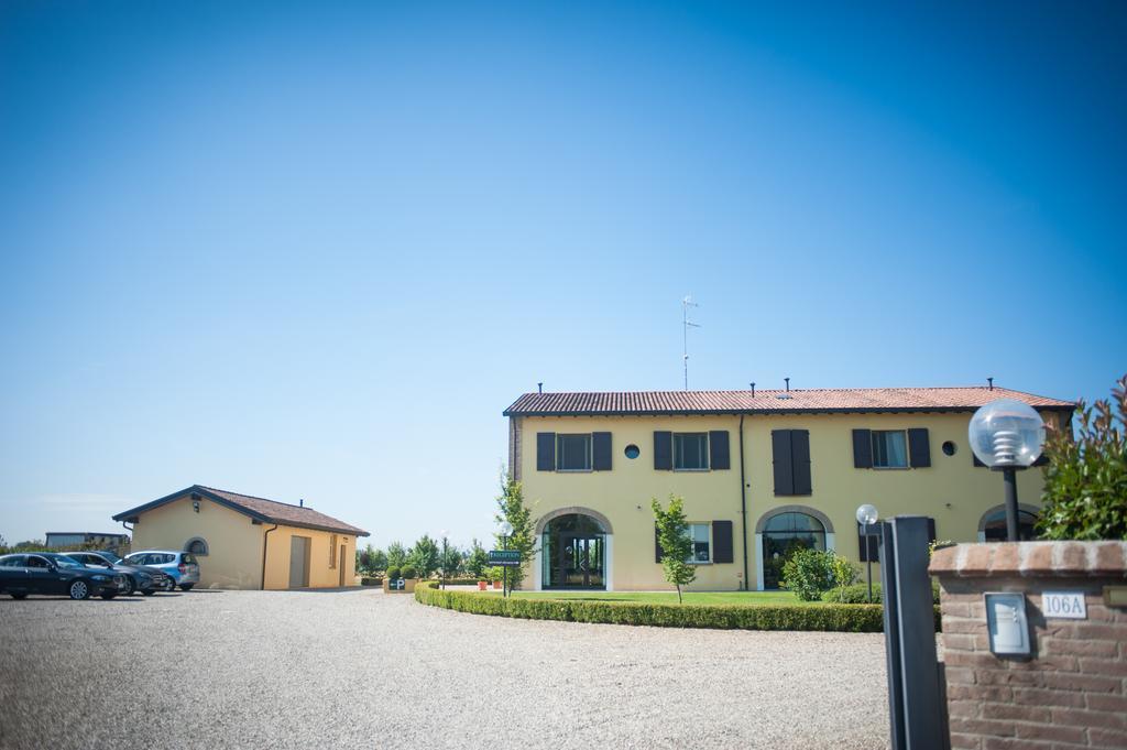 Agriturismo Il Mondo Guest House Parma Luaran gambar