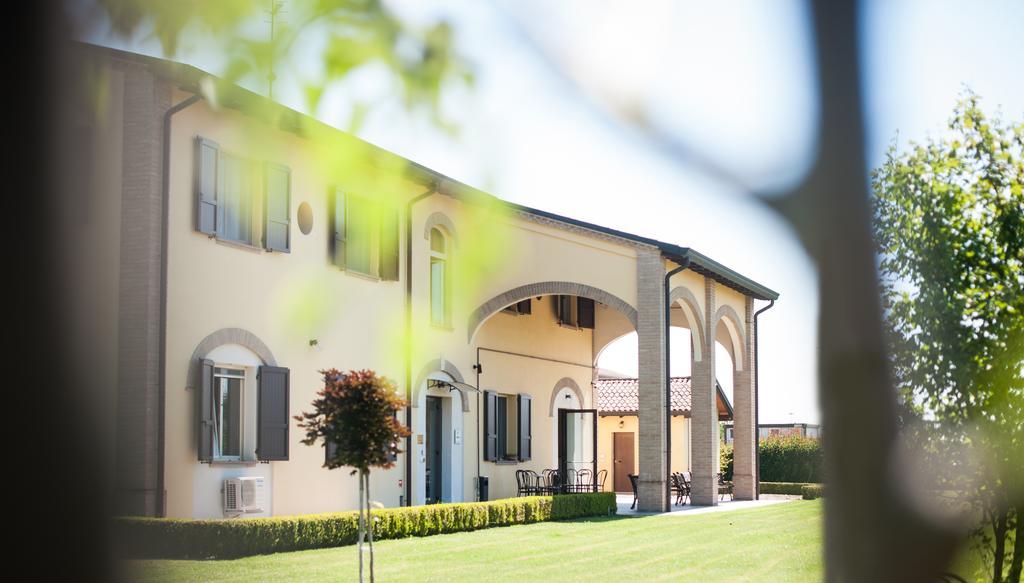 Agriturismo Il Mondo Guest House Parma Luaran gambar